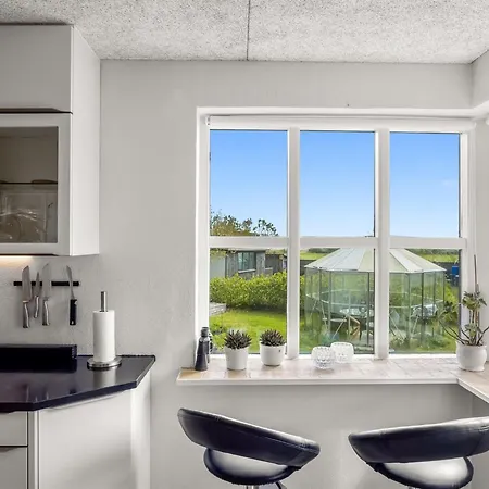Amely - 500m From The Sea By Interhome *
