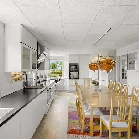 Amely - 500m From The Sea By Interhome