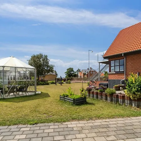 Amely - 500m From The Sea By Interhome *